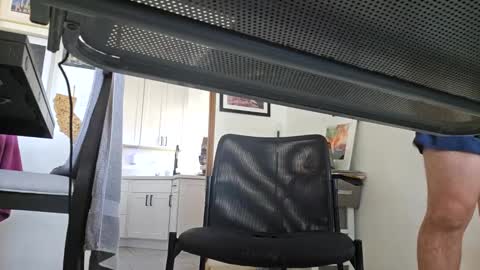 cigneska1 online show from October 4, 6:50 pm