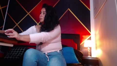 Snapshot of cindyandcarlo chatting on January 7, 4:05 pm CindyandCarlo online show from January 7, 4:05 pm