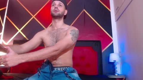 Snapshot of cindyandcarlo chatting on February 6, 7:51 pm CindyandCarlo online show from February 6, 7:51 pm