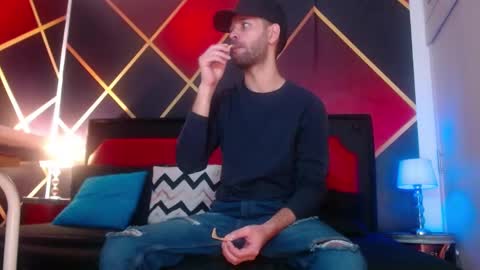 Snapshot of cindyandcarlo chatting on February 16, 3:38 pm CindyandCarlo online show from February 16, 3:38 pm