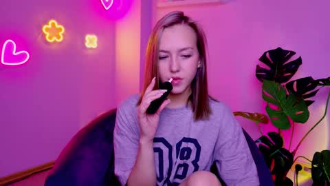 Snapshot of cindylovesmith chatting on February 7, 3:54 am cindylovesmith online show from February 7, 3:54 am