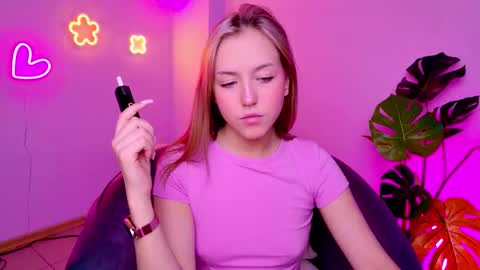 Snapshot of cindylovesmith chatting on March 3, 5:13 am cindylovesmith online show from March 3, 5:13 am