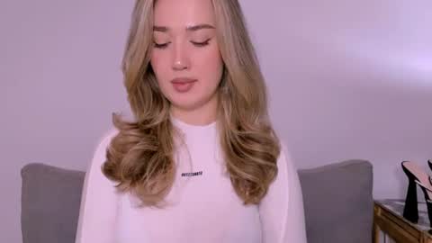 cindyprettywomen online show from December 4, 5:21 pm