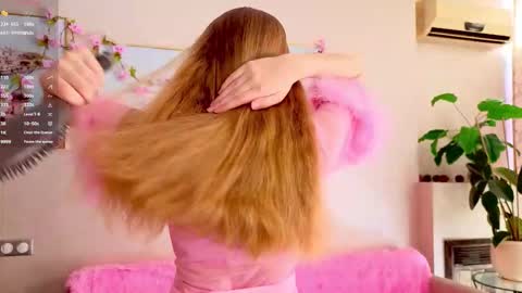 Snapshot of cindyreming01 chatting on September 12, 6:35 am indy online show from September 12, 6:35 am