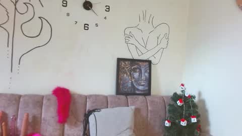 cinna__ online show from December 3, 3:21 pm