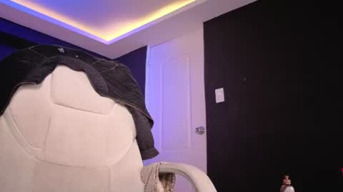 Cinthya online show from July 29, 2:48 pm
