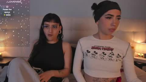 Snapshot of cintya_kors chatting on January 28, 2:43 am Cintya online show from January 28, 2:43 am