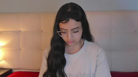 Snapshot of cintya_kors chatting on March 4, 7:11 pm Cintya online show from March 4, 7:11 pm