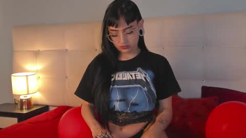 Snapshot of cintya_kors chatting on March 12, 9:56 pm Cintya online show from March 12, 9:56 pm