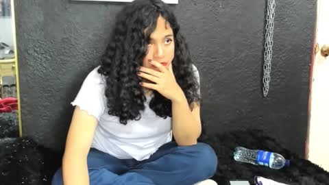 Snapshot of cintyarose chatting on February 19, 12:56 pm cintyarose online show from February 19, 12:56 pm