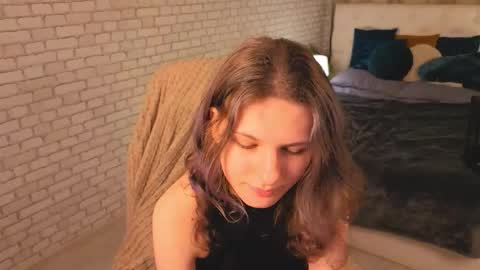 Jennie online show from December 5, 2:03 pm