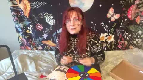 Snapshot of ciricesinsss chatting on December 14, 8:40 pm Circe online show from December 14, 8:40 pm