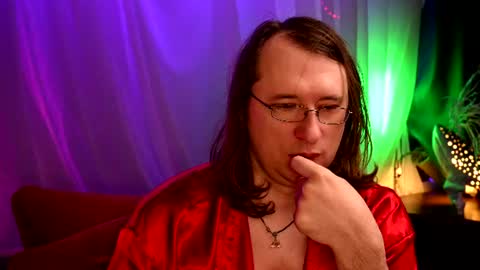 Claudia and Elon online show from July 30, 3:38 am