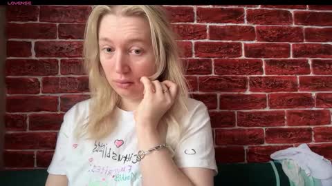 citrusblissss online show from November 6, 2:56 am