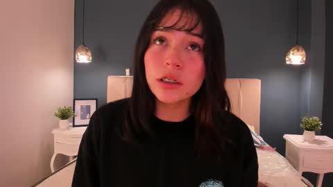 Anna online show from February 5, 5:12 am