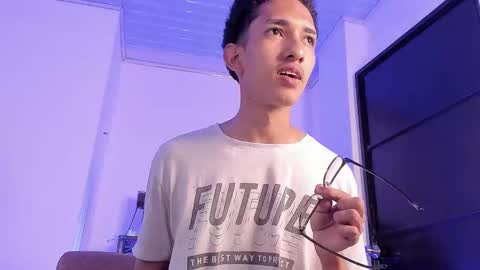 Snapshot of cj_davis1 chatting on November 19, 12:16 pm cj_davis1 online show from November 19, 12:16 pm