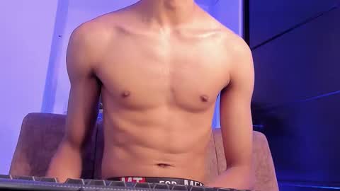 Snapshot of cj_davis1 chatting on November 21, 1:43 pm cj_davis1 online show from November 21, 1:43 pm