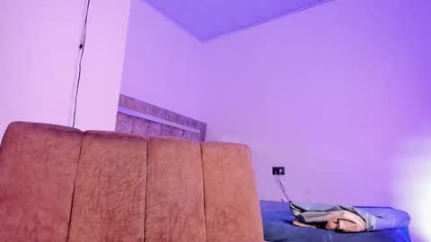 Snapshot of cj_davis1 chatting on January 8, 7:49 pm cj_davis1 online show from January 8, 7:49 pm