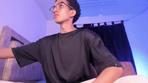 Snapshot of cj_davis1 chatting on February 9, 2:26 am cj_davis1 online show from February 9, 2:26 am