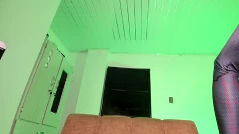 cj_davis1 online show from April 5, 3:26 am