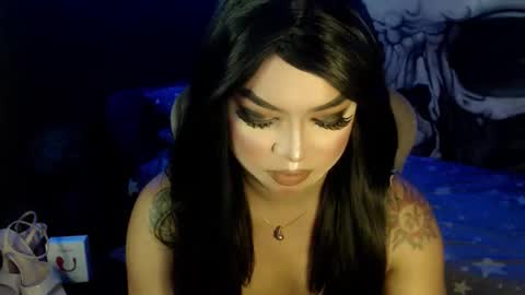 QUEEN CESS online show from November 8, 3:18 am