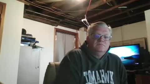 cjohns3501 online show from April 1, 4:48 pm