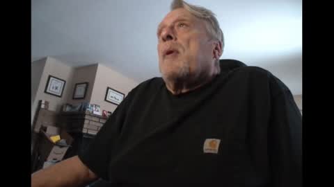 Snapshot of cjscout chatting on February 17, 12:43 am cjscout online show from February 17, 12:43 am