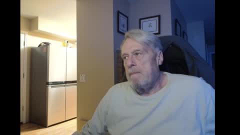 Snapshot of cjscout chatting on November 3, 5:03 pm cjscout online show from November 3, 5:03 pm