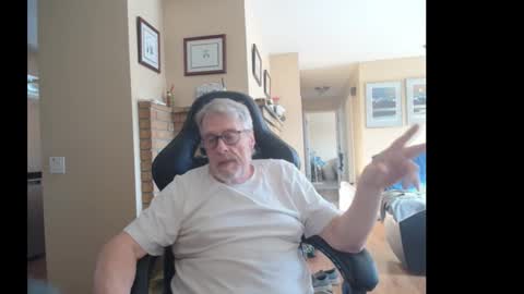 cjscout online show from March 4, 11:55 pm