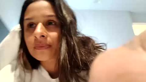 Snapshot of cjtovar90 chatting on December 2, 5:02 am Joann online show from December 2, 5:02 am