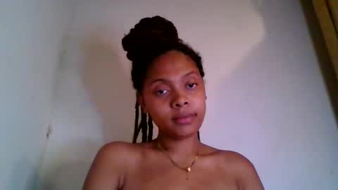 Snapshot of ckamilla45 chatting on October 2, 8:32 am ckamilla45 online show from October 2, 8:32 am
