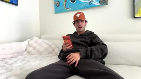 ckeefer96 online show from April 9, 8:03 pm