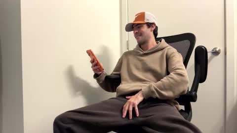 ckeefer96 online show from April 21, 10:12 pm