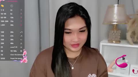 CLAIRE online show from June 10, 5:39 am