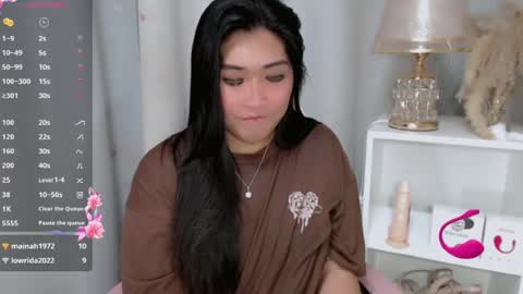 CLAIRE online show from July 2, 5:52 pm