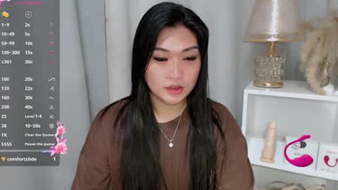 CLAIRE online show from July 9, 5:44 am