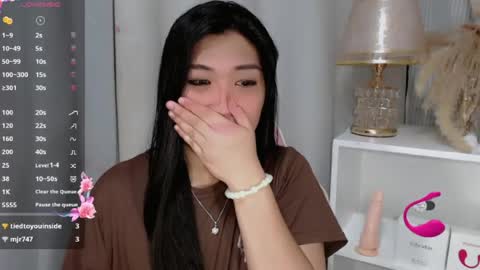 CLAIRE online show from July 19, 7:23 am