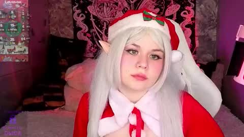 Snapshot of clairefaers chatting on December 20, 3:30 pm Claire Faers online show from December 20, 3:30 pm