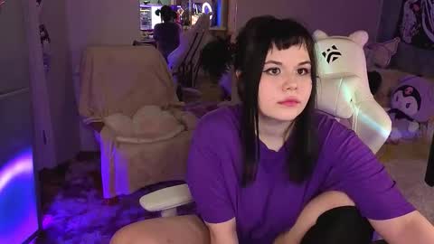 Snapshot of clairefaers chatting on February 6, 8:45 pm Claire Faers online show from February 6, 8:45 pm