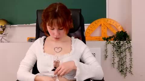 Claire online show from January 18, 3:16 pm