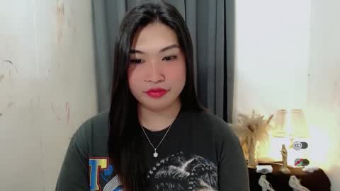 CLAIRE online show from October 2, 6:15 pm