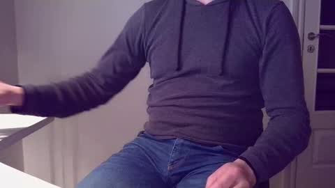 clamshive7 online show from January 31, 7:45 pm