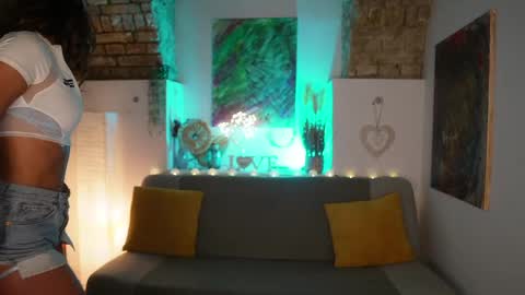 Clara smile online show from January 28, 7:32 pm