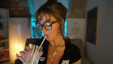 Clara smile online show from February 13, 1:29 am