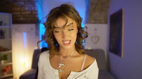 Clara smile online show from February 13, 7:42 pm