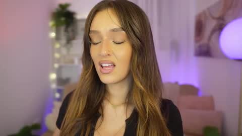 Clara smile online show from February 12, 7:42 pm