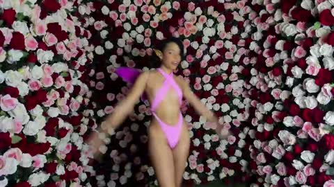 Snapshot of clara_tenssio chatting on December 23, 3:40 am Clara online show from December 23, 3:40 am