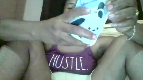 Clarah0123 online show from November 3, 7:15 pm