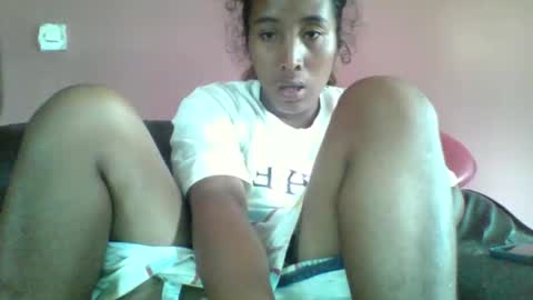 Clarah0123 online show from December 22, 9:28 am