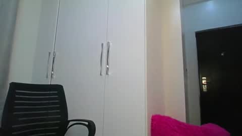 clara11 online show from October 22, 7:13 pm